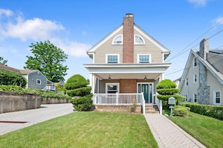 707 N Broadway, Yonkers, NY 10701