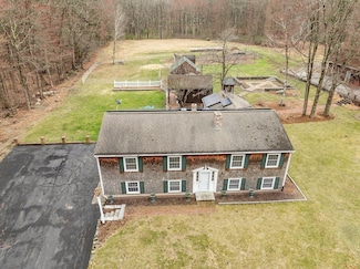 28 Bailey Rd, West Townsend, MA 01474