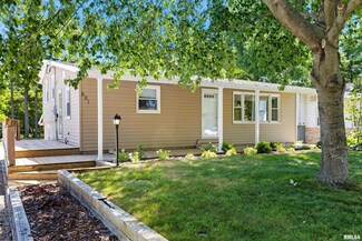 601 W Broad St, Roanoke, IL 61561