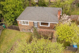 14516 Sunnyside Ave N, Shoreline, WA 98133