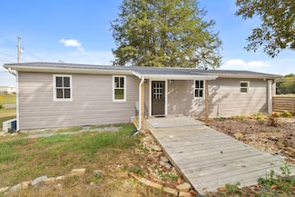 132 Burketts Chapel Rd, Decatur, TN 37322