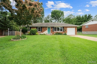 2604 Jonathan Dr, Saint Louis, MO 63125