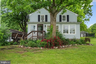 669 Dicks Hollow Rd, Winchester, VA 22603