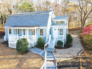 9 Colt Ln, Plymouth, MA 02360