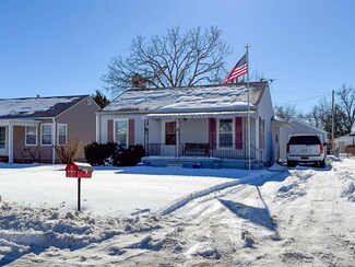 413 W Claflin Ave, Salina, KS 67401