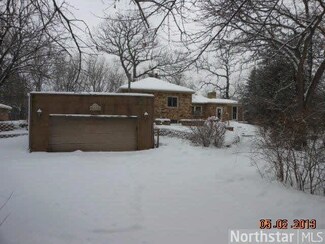 1629 Cedar Ln, Newport, MN 55055