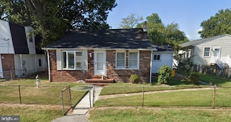 7826 Bodkin View Dr, Pasadena, MD 21122