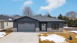 712 Maple Place, Northfield, MN 55057