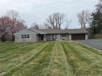 1020 Francis St, Lexington, MO 64067