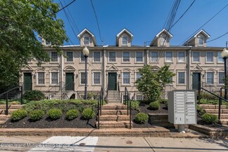639 Tompkins Ave, Staten Island, NY 10305