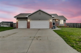 232 N Salt Creek Ct, Clearwater, KS 67026