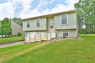 22 Camrose Dr, Niles, OH 44446