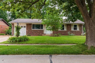 7336 Naples Dr, Hazelwood, MO 63042