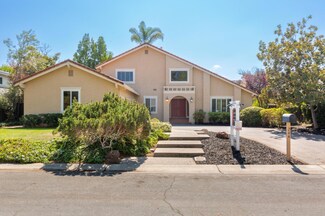 244 Delphi Cir, Los Altos, CA 94022