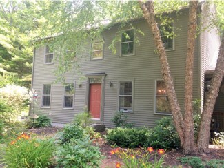 341 Plummer Hill Rd, Henniker, NH 03242