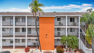 2321 Canal Dr Unit F25, Bradenton, FL 34207