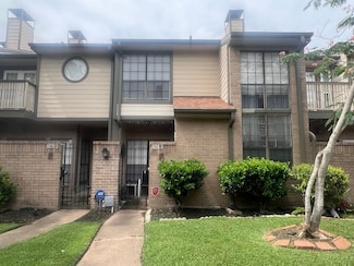 736 Country Place Dr Unit E, Houston, TX 77079