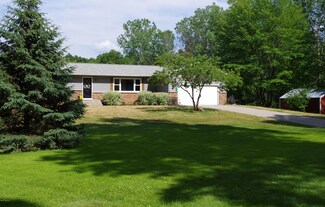 6150 64th Ave, Hudsonville, MI 49426
