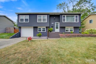 7219 Larchwood Ln, Woodridge, IL 60517