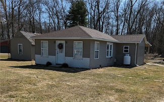 4647 Zenobia Rd, Wakeman, OH 44889