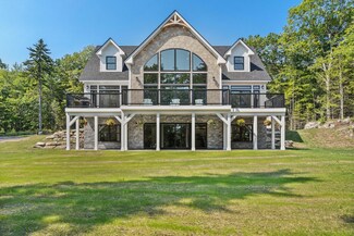32 Serenity Ln, Yarmouth, ME 04096