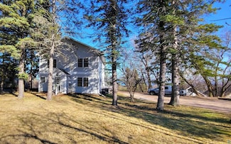 908 E Skyline Pkwy, Duluth, MN 55805