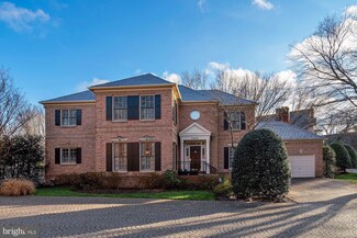 7909 Sandalfoot Dr, Potomac, MD 20854