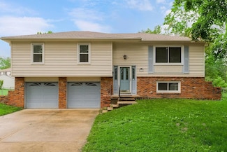 5120 Monrovia St, Shawnee, KS 66216
