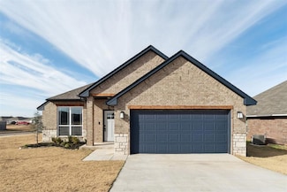 19701 Brookville Dr, Edmond, OK 73012