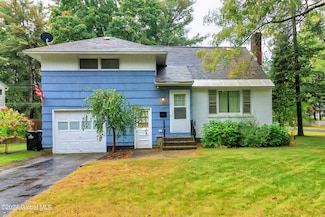 164 Birch Ln, Schenectady, NY 12302