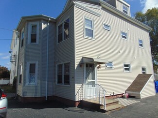 144 Fenner St, Fall River, MA 02724