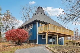 23460 W North Lakewood Ln, Lake Zurich, IL 60047