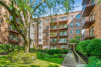 1501 Oak Ave Unit 307, Evanston, IL 60201