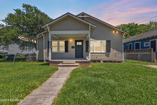 305 Cleveland St, Lafayette, LA 70501