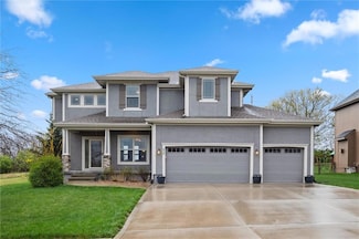 825 Creekmoor Pond Ln, Raymore, MO 64083