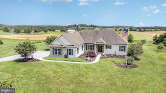 41 Fence Row Ln, Manheim, PA 17545