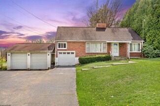 5166 National Pike, Markleysburg, PA 15459