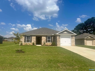 103 Gulf Hills Ave, Toney, AL 35773