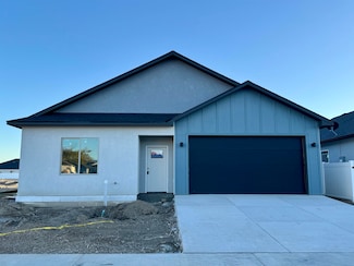 2455 Hamilton Rd Unit B, Grand Junction, CO 81505