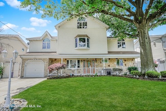 324 Retford Ave, Staten Island, NY 10312