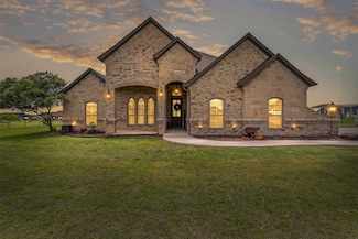 321 Palo Alto Dr, Springtown, TX 76082