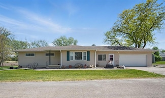 312 E Church St, Panora, IA 50216