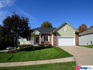 1708 N 174th St, Omaha, NE 68118