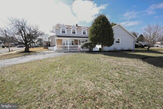 500 Cambridge Dr, Mount Laurel, NJ 08054
