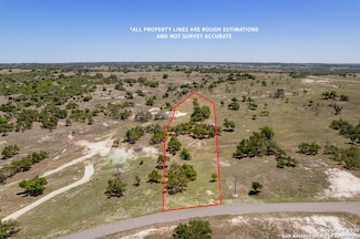 000 Badger Ridge Rd, Fredericksburg, TX 78624