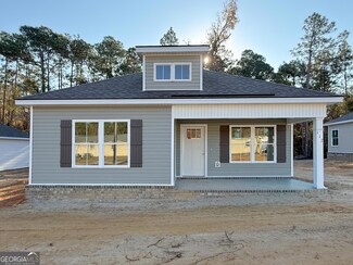 117 Zetterower Rd, Statesboro, GA 30458