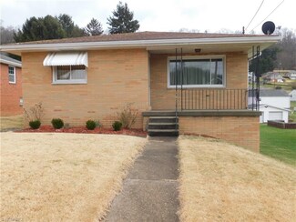 250 Wagner Ave, Bellaire, OH 43906