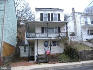 231 Laurel St, Minersville, PA 17954