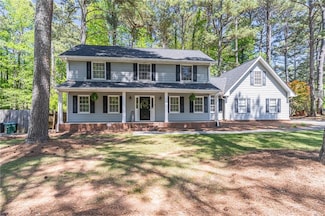 714 Lanford Springs Dr SW, Lilburn, GA 30047