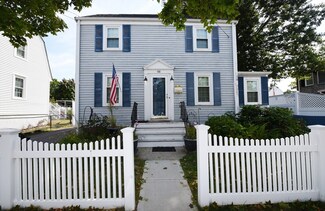 53 Arnold St, Quincy, MA 02169